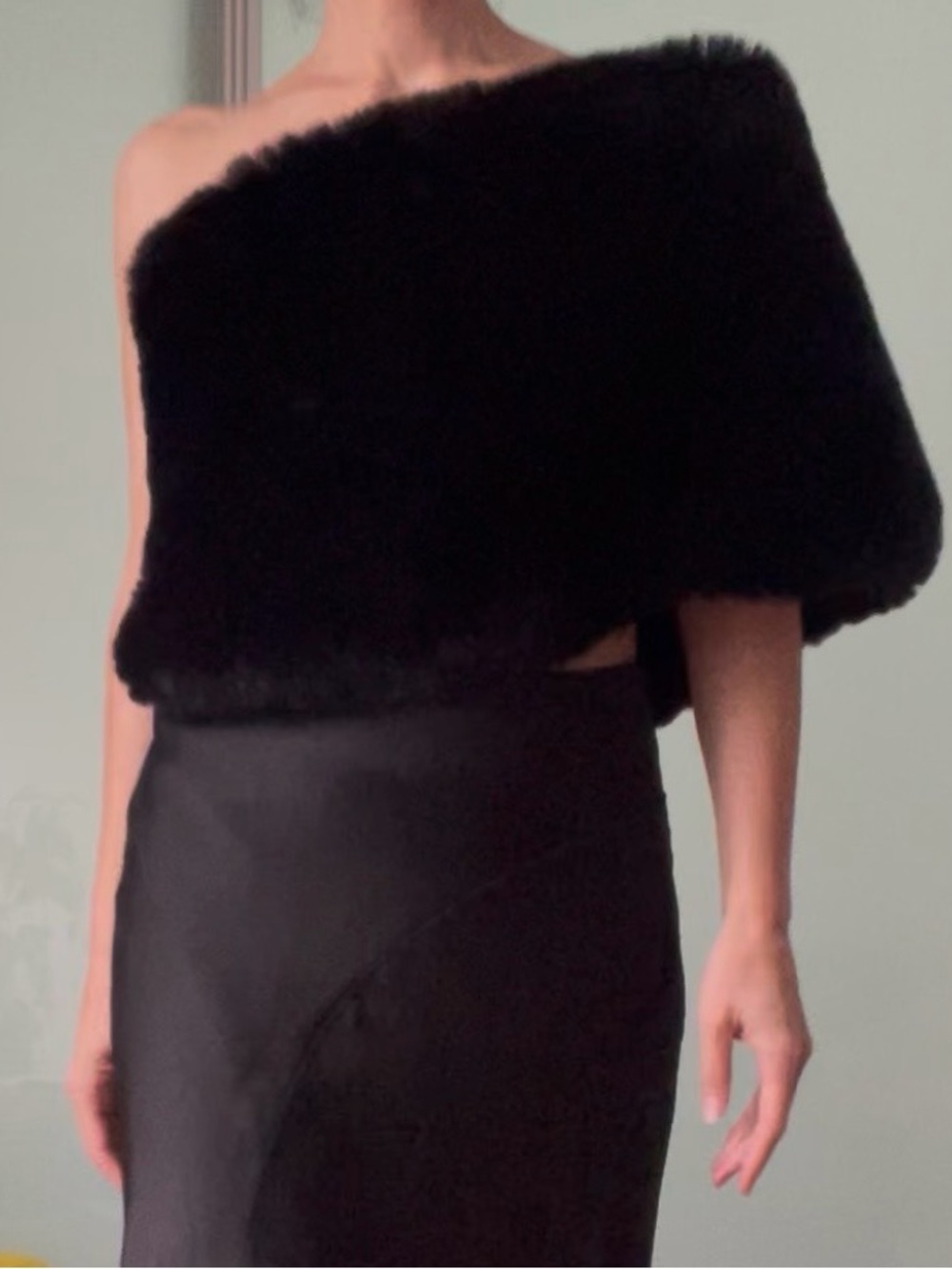 Maeve by Anthropologie Black Faux Fur Wrap/Stole